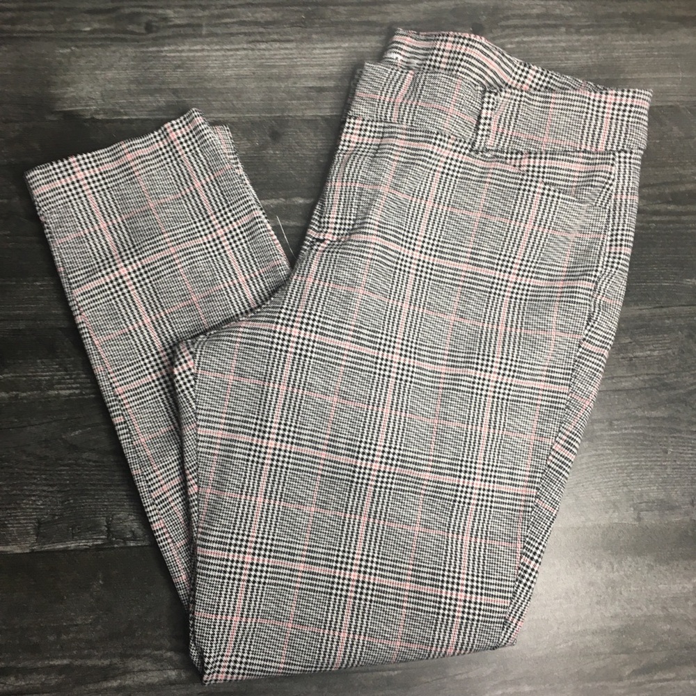 🐙 Old Navy Ankle Pixie Pants